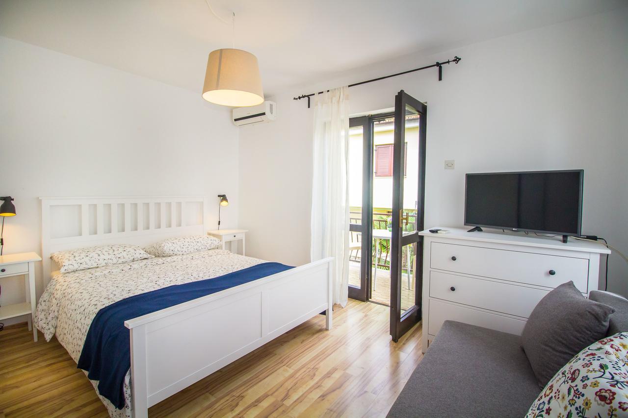 Pineta House Vidos Apartment Porec Exterior photo
